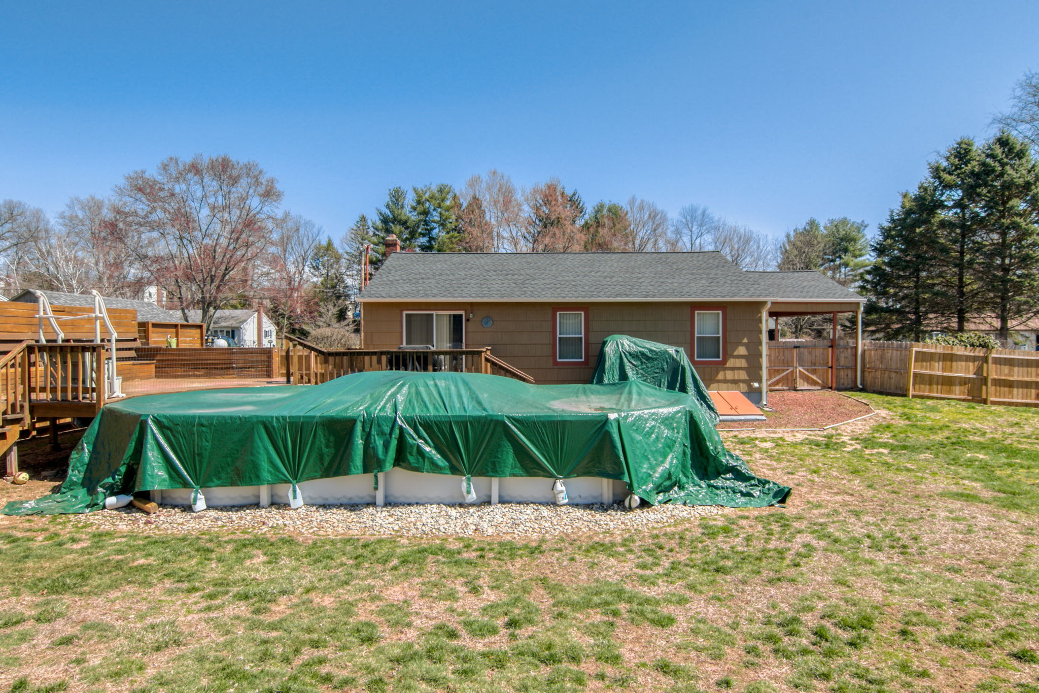 39 Rogers Ln, Enfield, CT 06082 Seven Roads Media