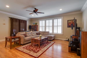 140 Windsor Dr, Nashville, TN 37205, US Photo 8