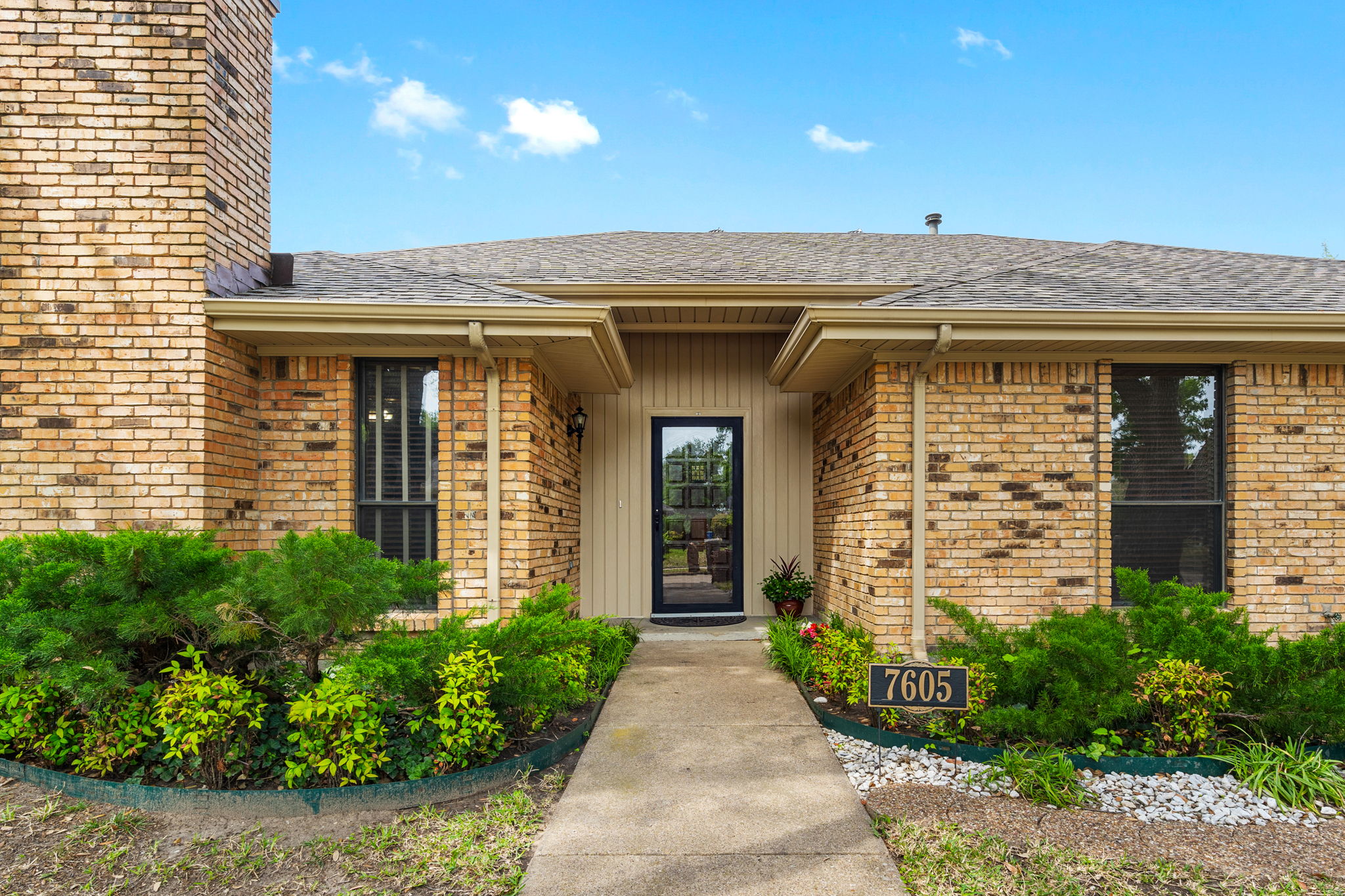 7605 Swiss Way, Rowlett, TX 75089, US Photo 3