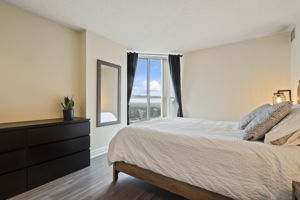 25 Trailwood Dr Unit 801, Mississauga, ON L4Z 3K9, CA Photo 16