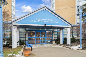 25 Trailwood Dr Unit 801, Mississauga, ON L4Z 3K9, CA Photo 1