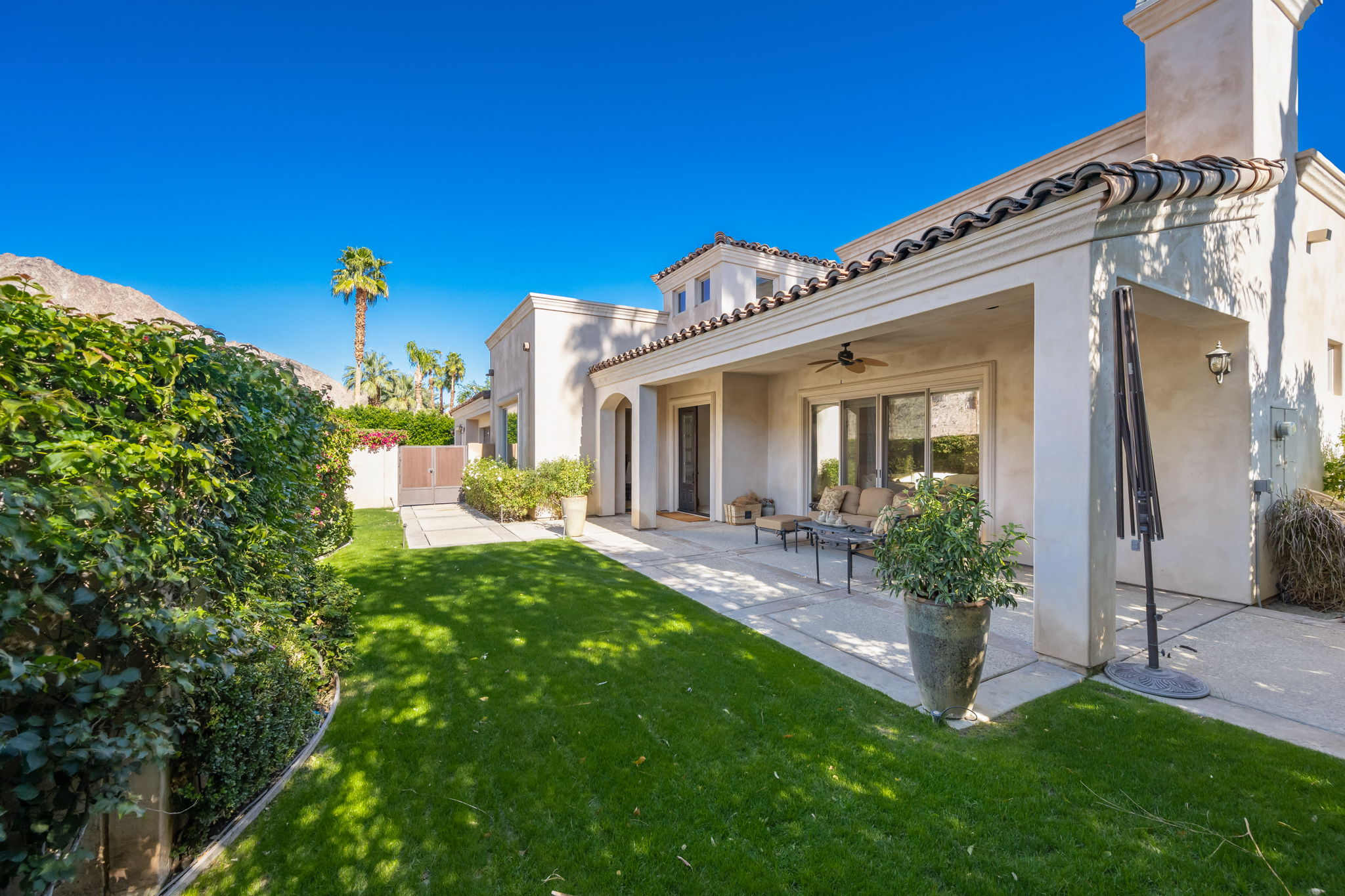 49130 Eisenhower Dr, La Quinta, CA 92253, US Photo 11