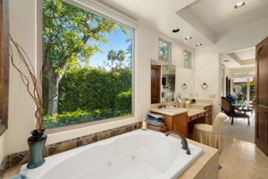 49130 Eisenhower Dr, La Quinta, CA 92253, US Photo 39