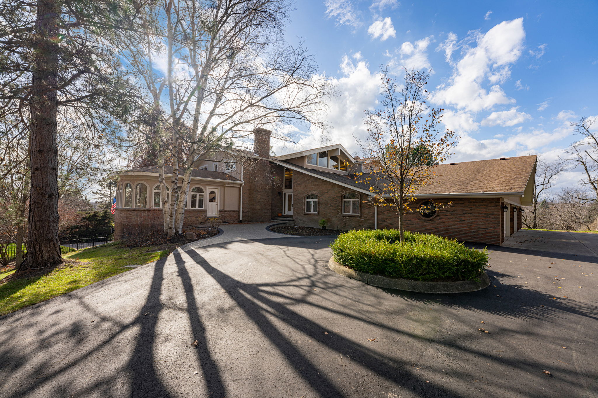 788 Dutton Rd, Rochester Hills, MI 48306 Great Lakes Aerial Video