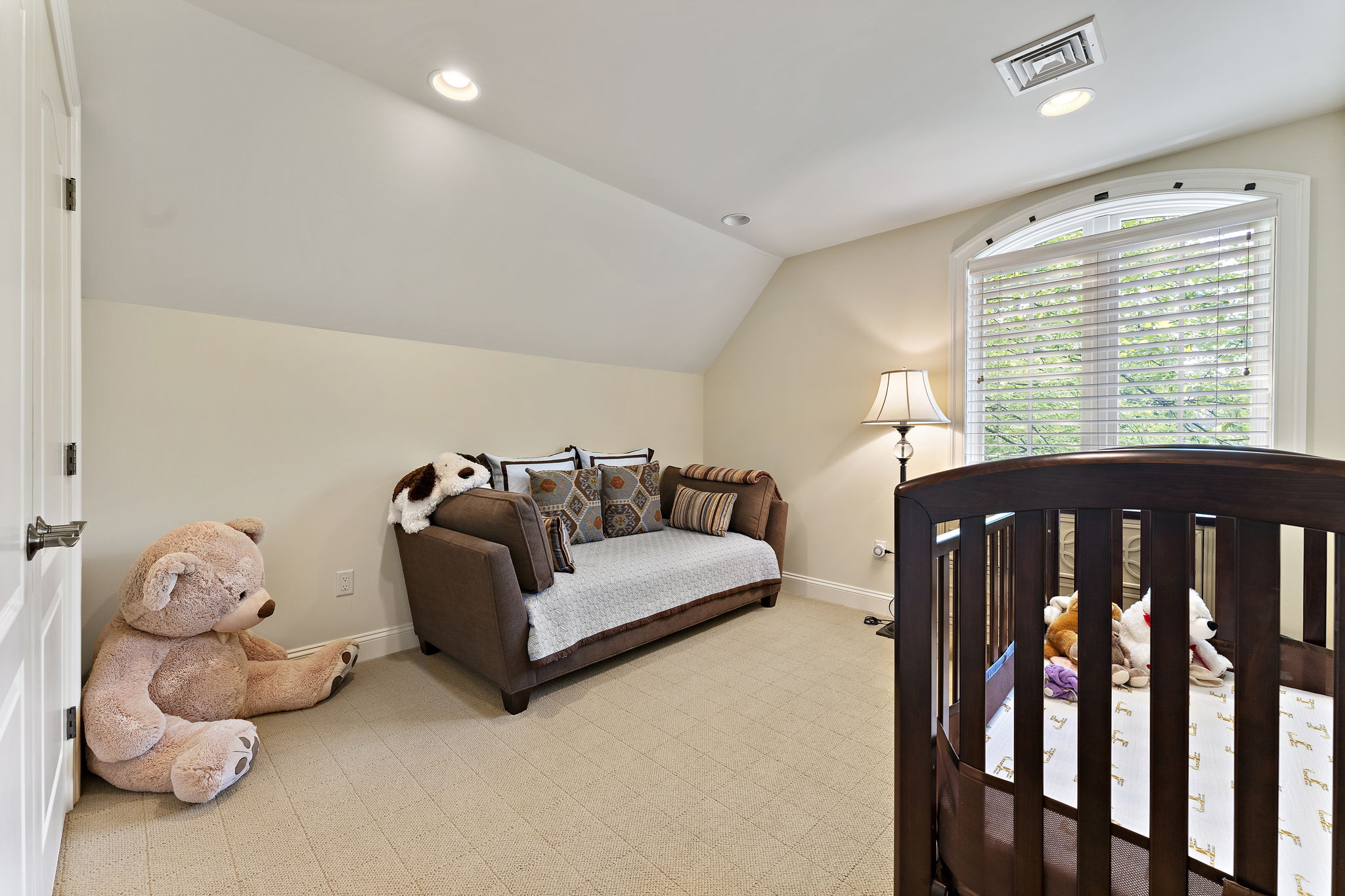 917 Drexel Ln, Bryn Mawr, PA 19010, US Photo 34