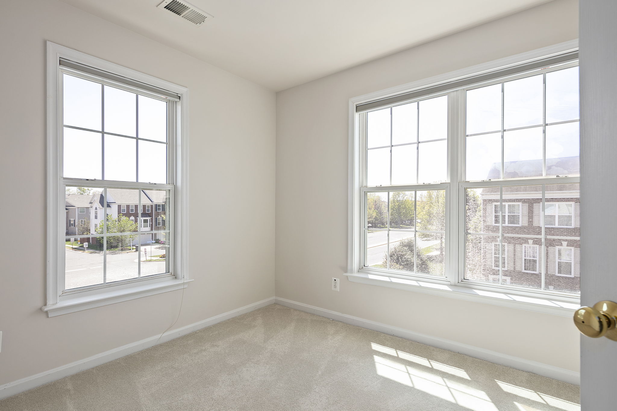 5112 Centreville Farms Rd, Centreville, VA 20120, US Photo 49