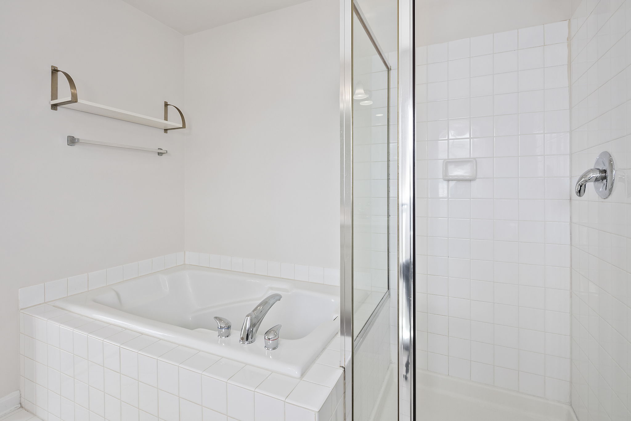 5112 Centreville Farms Rd, Centreville, VA 20120, US Photo 48