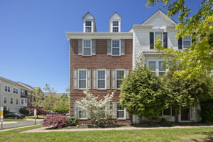 5112 Centreville Farms Rd, Centreville, VA 20120, US Photo 1