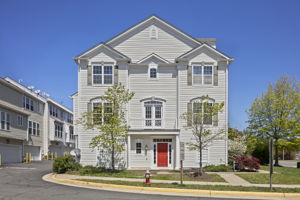 5112 Centreville Farms Rd, Centreville, VA 20120, US Photo 3