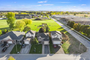 784 Kincaid St, Listowel, ON N4W 3T6, CA Photo 3