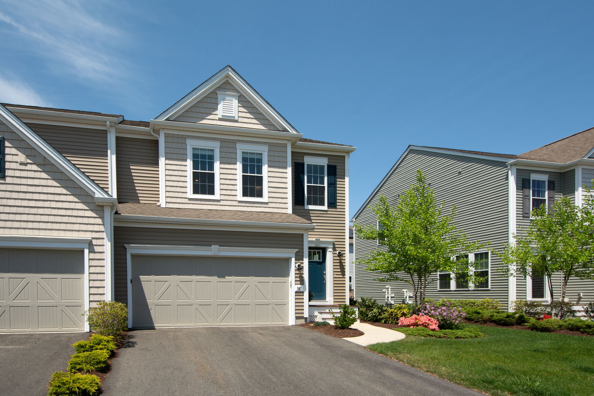 141 Stonehaven Dr, Weymouth, MA 02190, US Photo 2