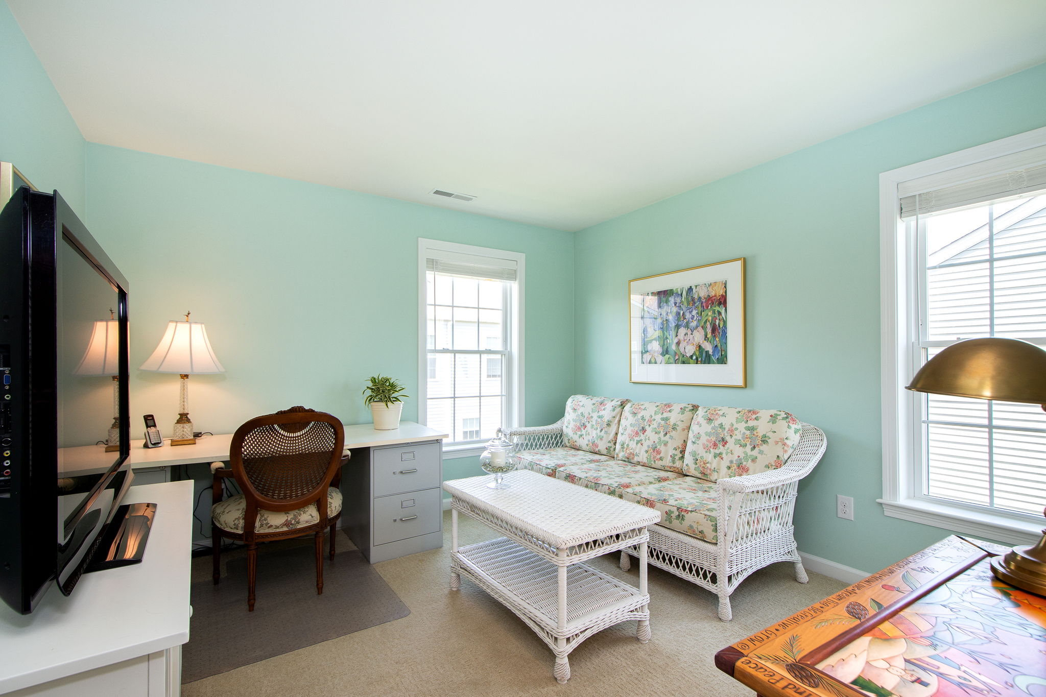 141 Stonehaven Dr, Weymouth, MA 02190 Tom Sheehan Photography