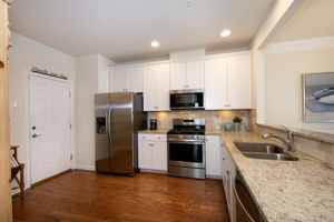 141 Stonehaven Dr, Weymouth, MA 02190, US Photo 11