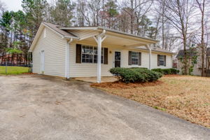 6834 Mark Turner Rd, Lithia Springs, GA 30122, US Photo 0
