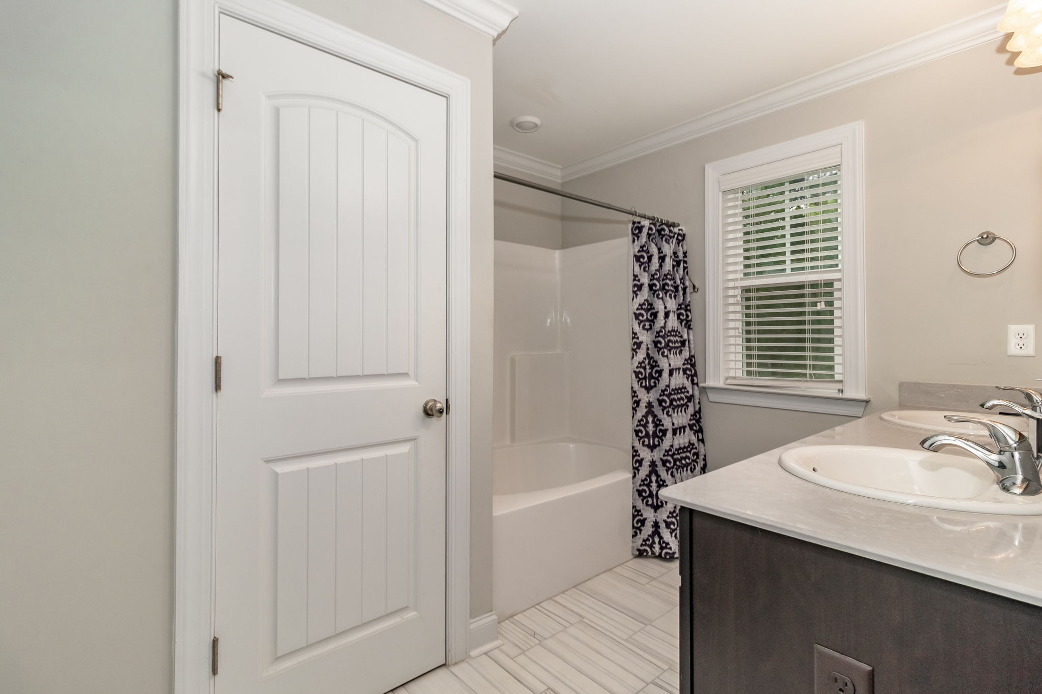 Owner's En-Suite Bath