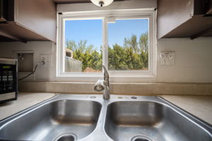 1500 E San Rafael Dr, Palm Springs, CA 92262, USA Photo 13