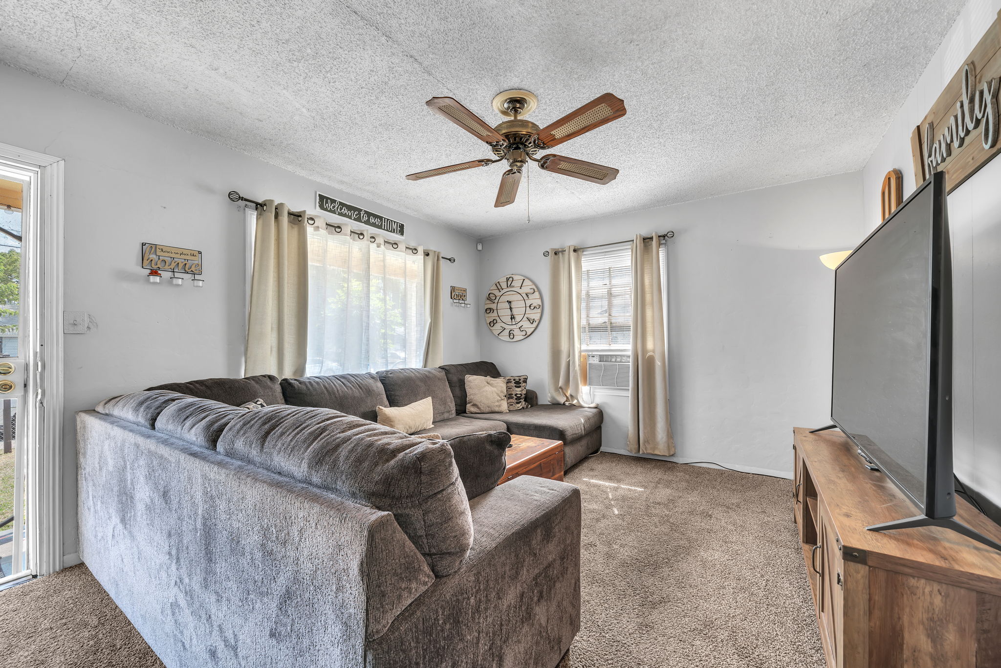 1126 Medanos St, Antioch, CA 94509, USA Photo 4