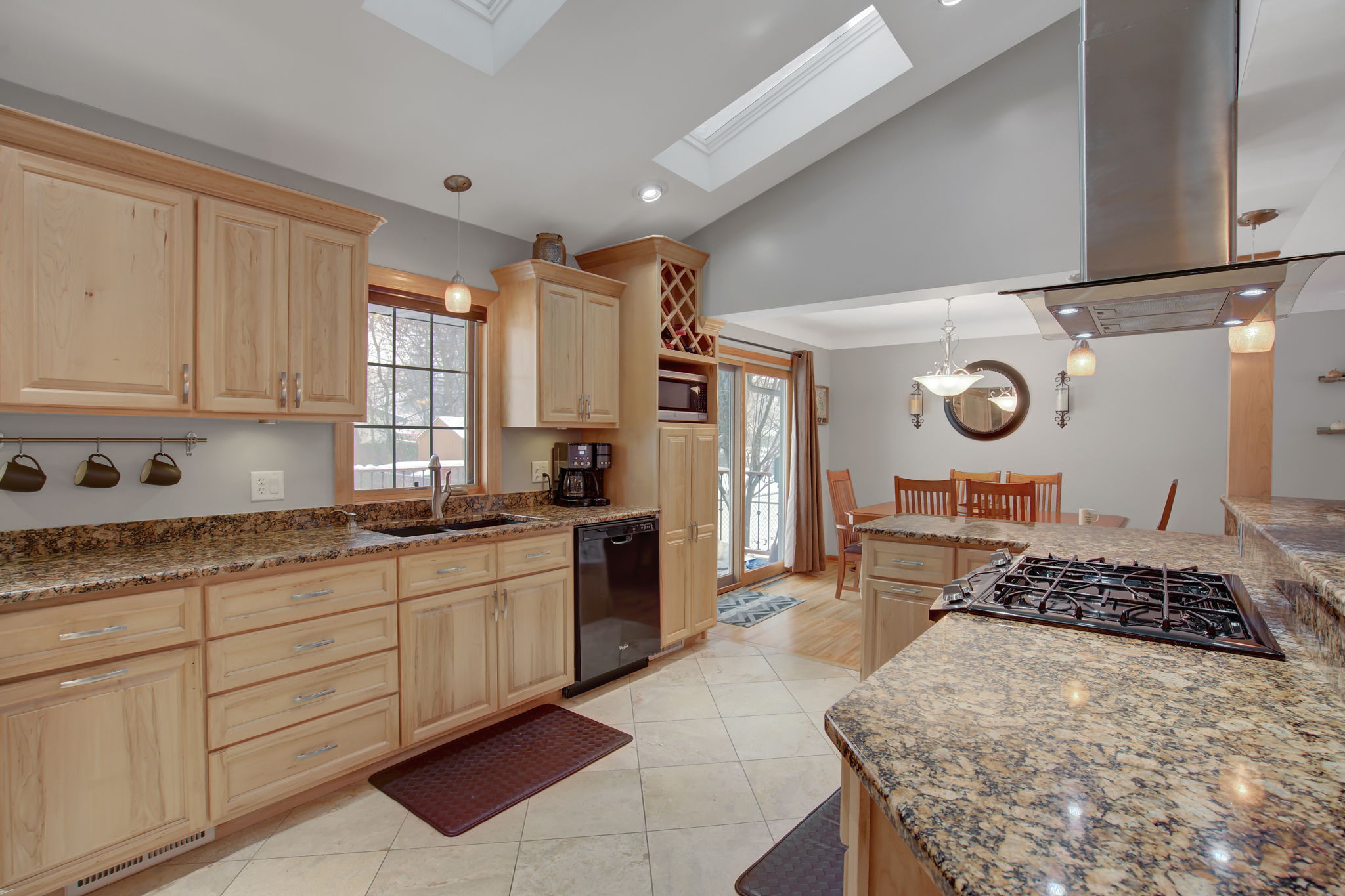 2181 Lakeaires Blvd, White Bear Lake, MN 55110, US Photo 20