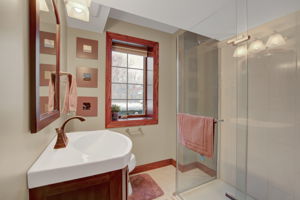 2181 Lakeaires Blvd, White Bear Lake, MN 55110, US Photo 20