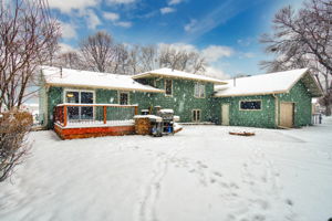 2181 Lakeaires Blvd, White Bear Lake, MN 55110, US Photo 5
