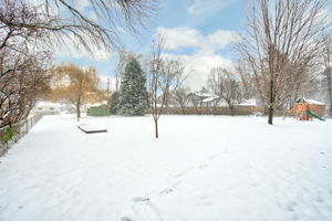 2181 Lakeaires Blvd, White Bear Lake, MN 55110, US Photo 3