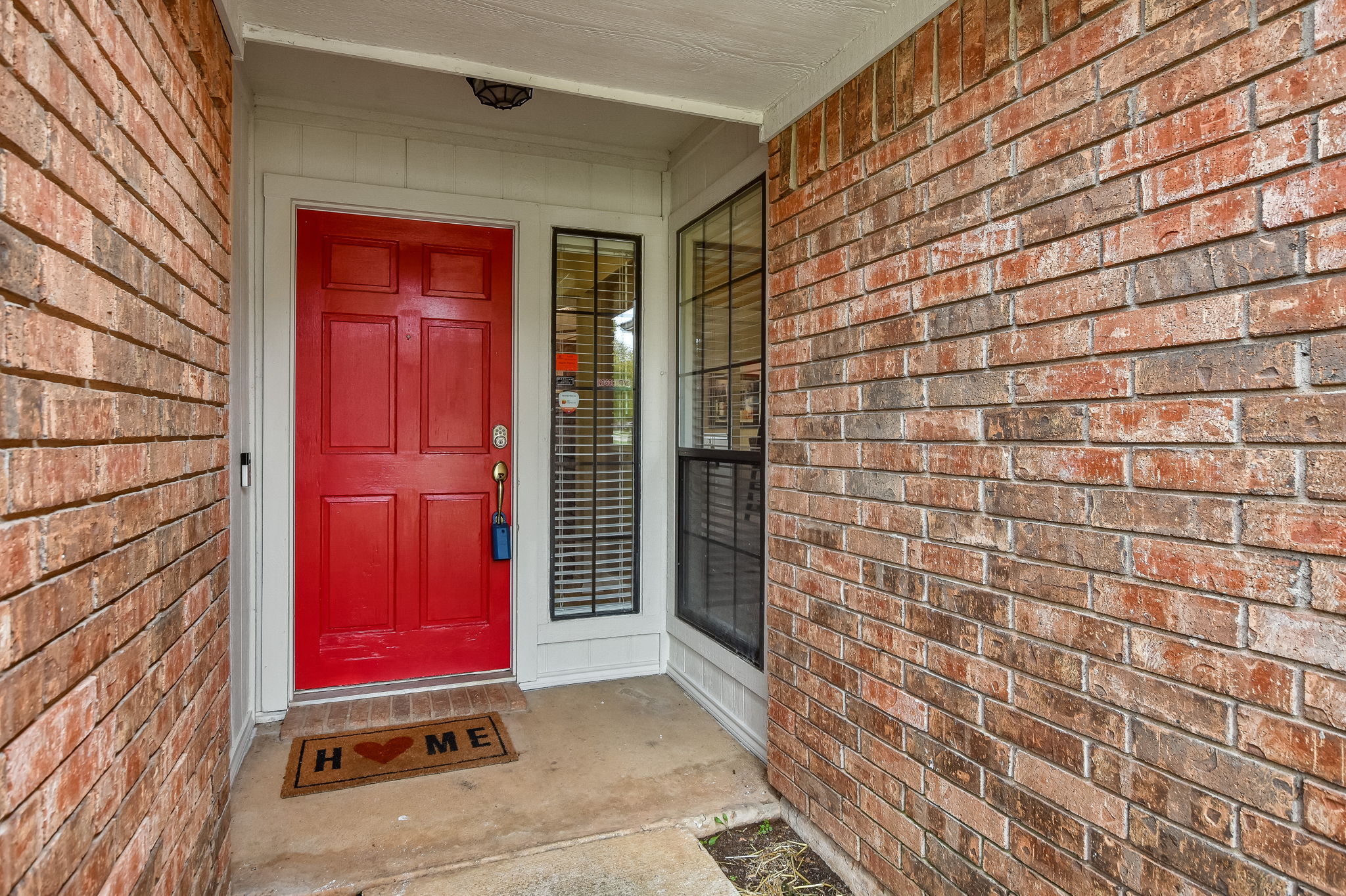 004-Front Exterior-FULL