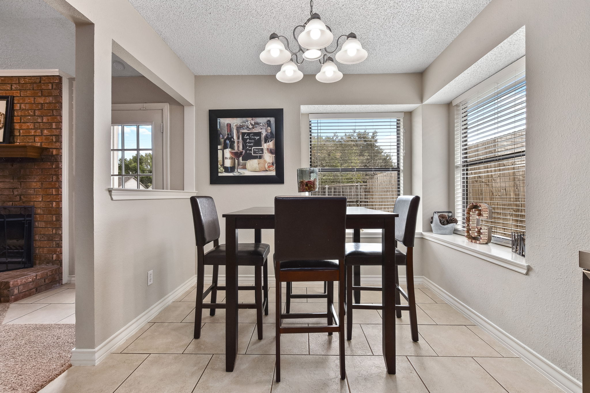 018-Breakfast Area-FULL