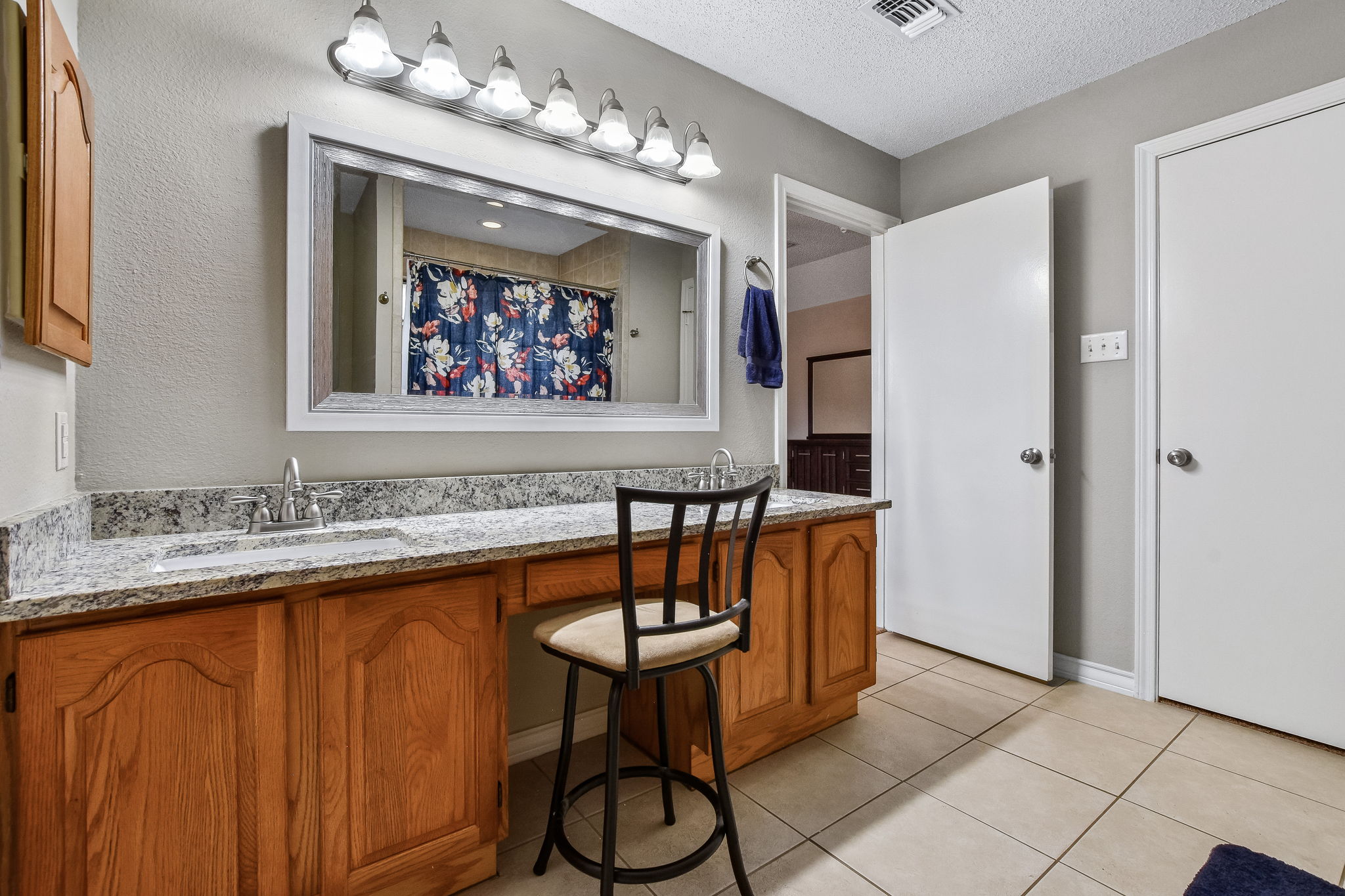 025-Master Bath-FULL