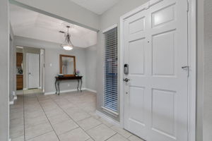 006-Entry-Dining-FULL