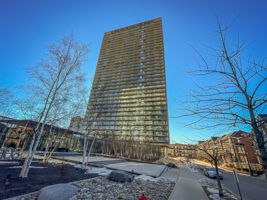 105 The Queensway - Unit 3014, Toronto, ON M6S 5B5, CA Photo 1