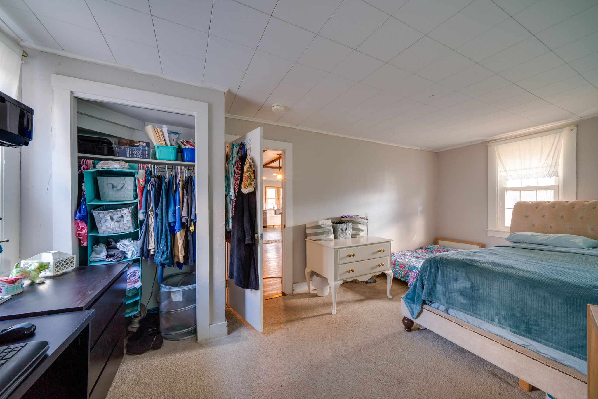 120 Curtiss St, Southington, CT 06489 Ed McCullough Photography