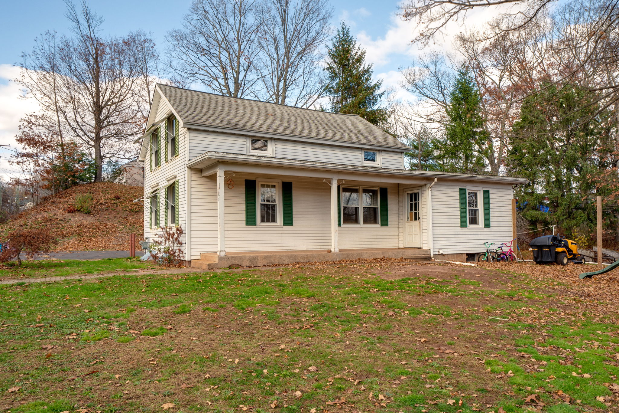 120 Curtiss St, Southington, CT 06489 Ed McCullough Photography