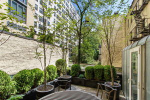 Parlor Floor Garden Space