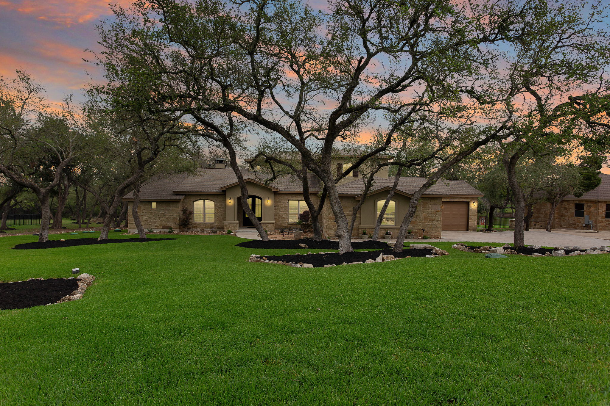 208 Chadwick Drive, Georgetown, TX 78628, US Photo 2