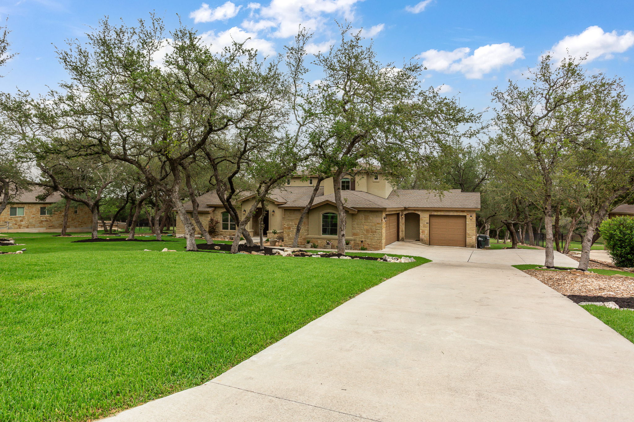 208 Chadwick Drive, Georgetown, TX 78628, US Photo 4