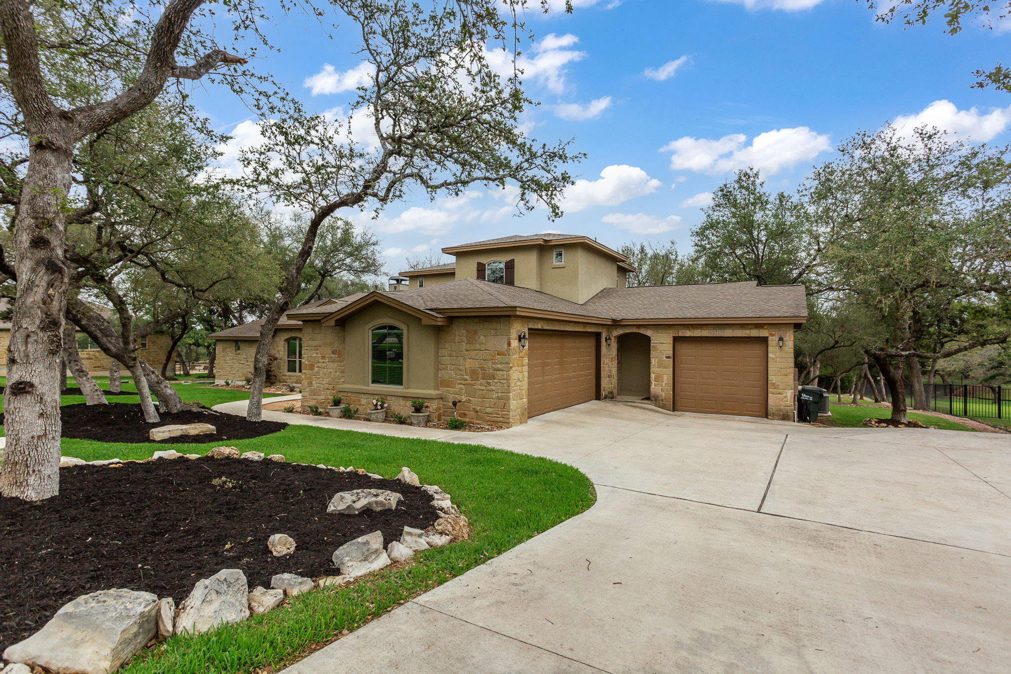 208 Chadwick Drive, Georgetown, TX 78628, US Photo 5