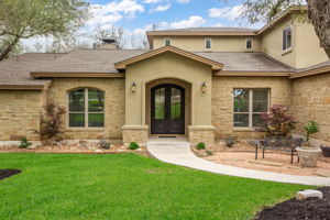 208 Chadwick Drive, Georgetown, TX 78628, US Photo 5