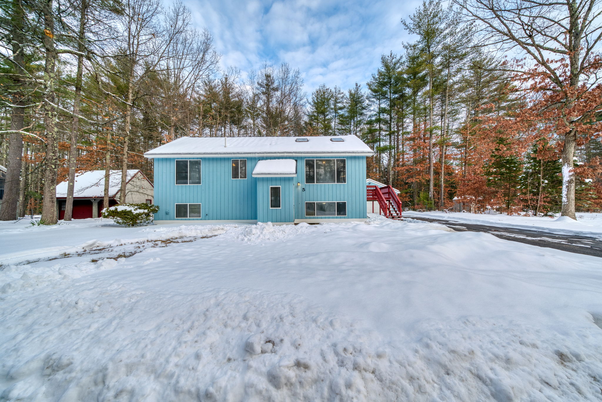 5 Friar Tuck Ct, Merrimack, NH 03054, US Photo 3