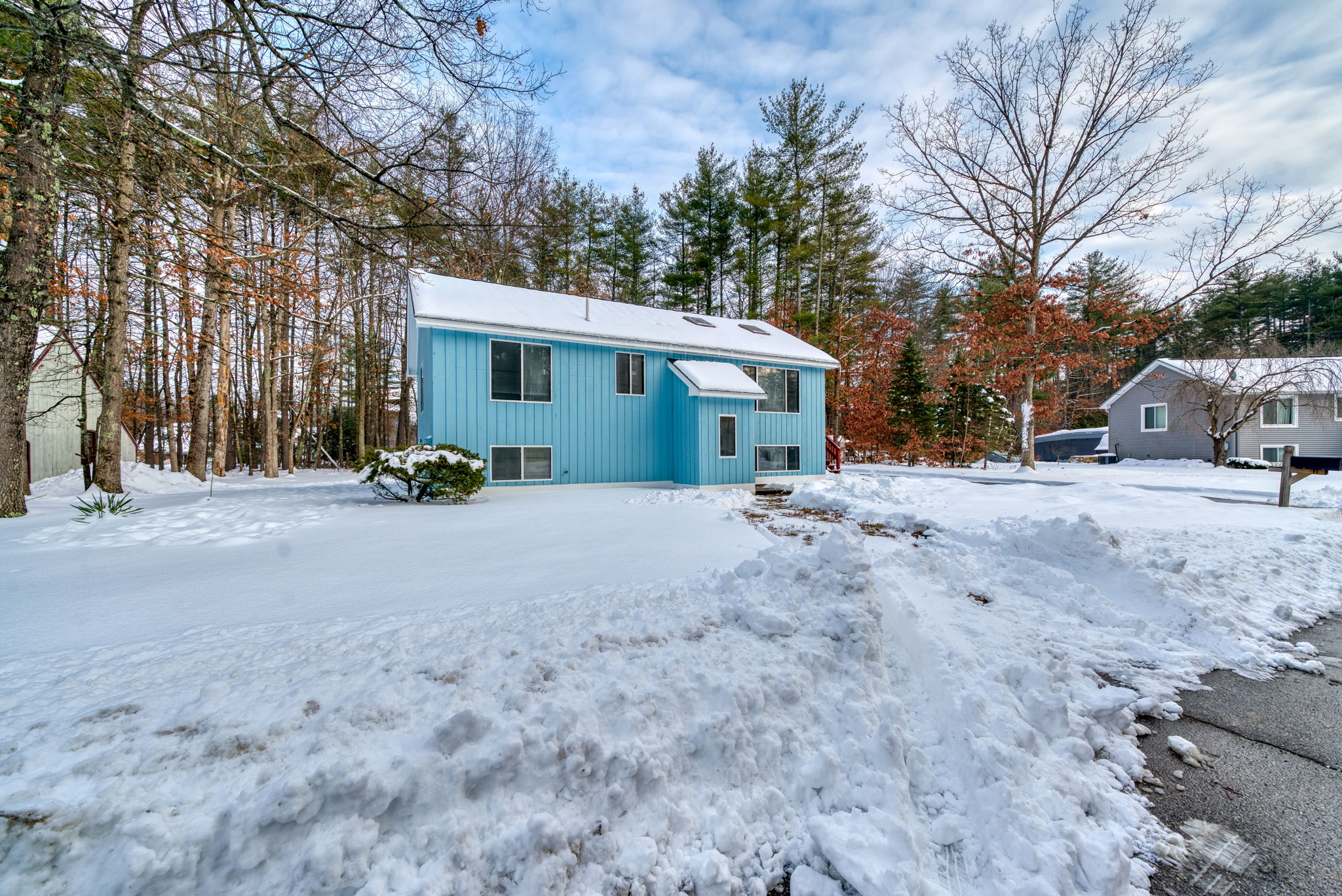 5 Friar Tuck Ct, Merrimack, NH 03054, US Photo 4