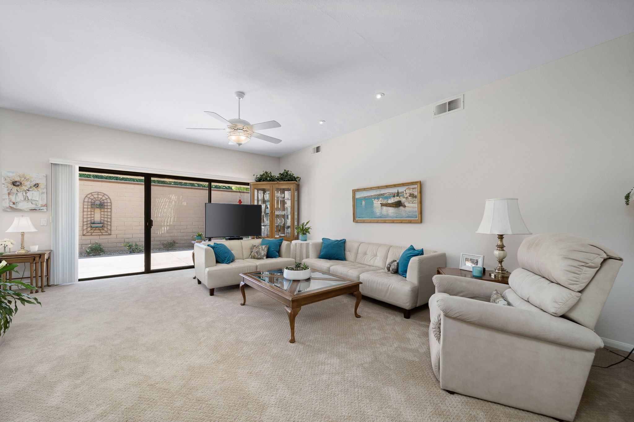 48131 Cll Seranas, La Quinta, CA 92253, USA Photo 11