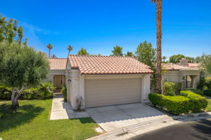48131 Cll Seranas, La Quinta, CA 92253, USA Photo 32
