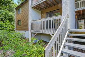 Welcome to 2563 Forest Ridge Drive