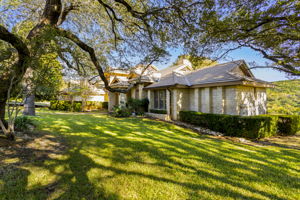 83 Pascal Ln, Austin, TX 78746, US Photo 40