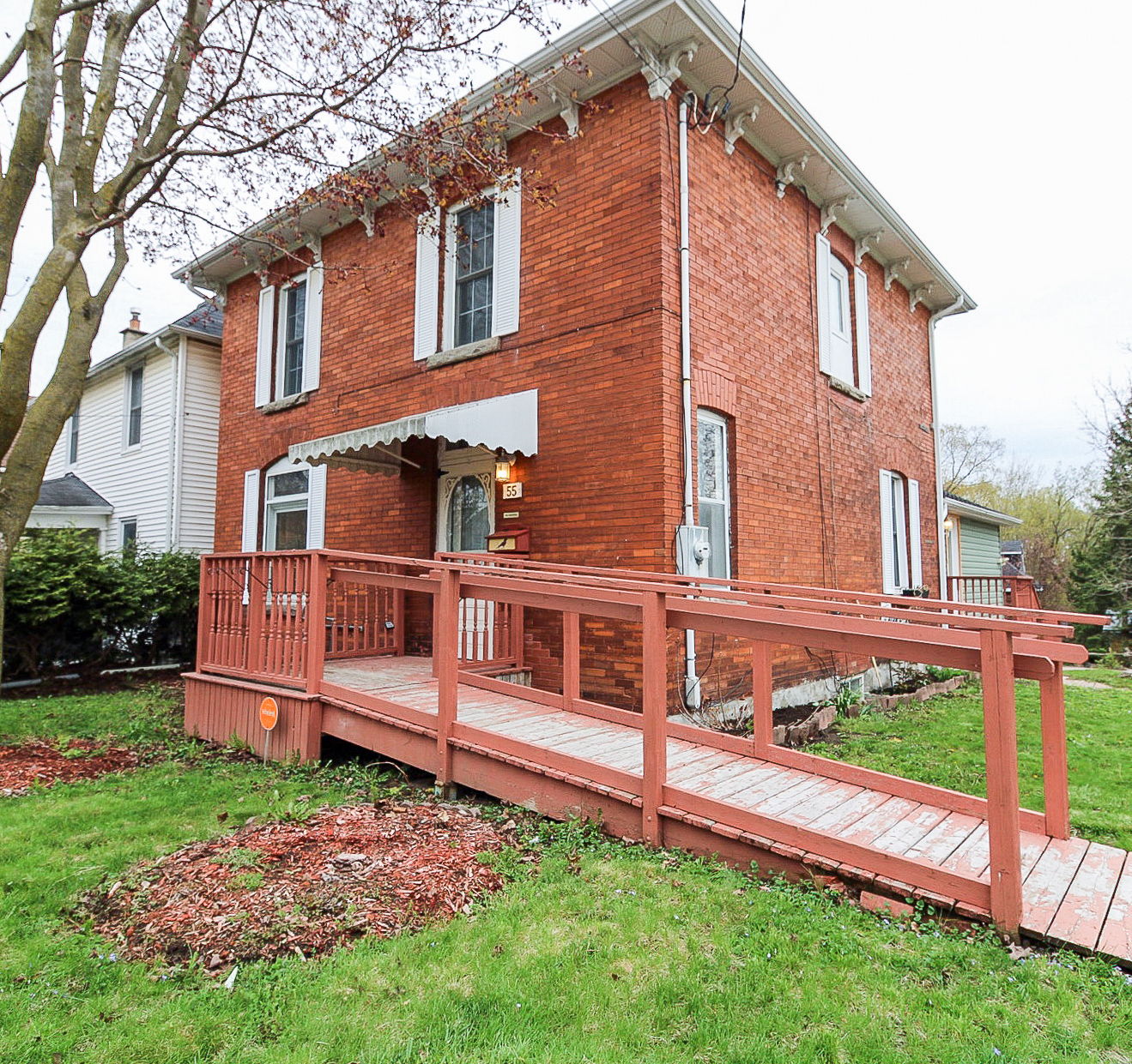 55 Hubbell St, Brockville Amo360