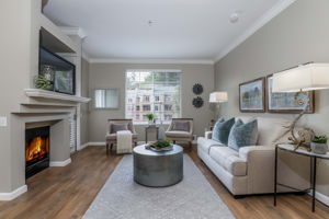 180 Caldecott Ln 216, Oakland, CA 94618, US Photo 4