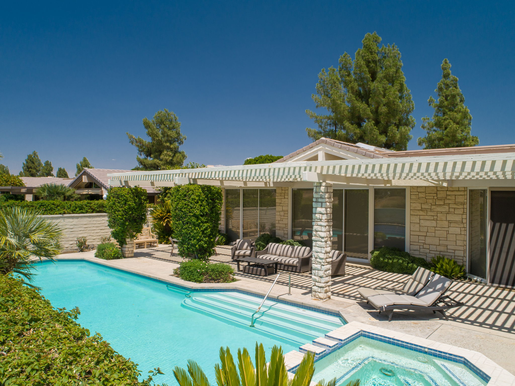 74 Mayfair Dr, Rancho Mirage, CA 92270, US Photo 5