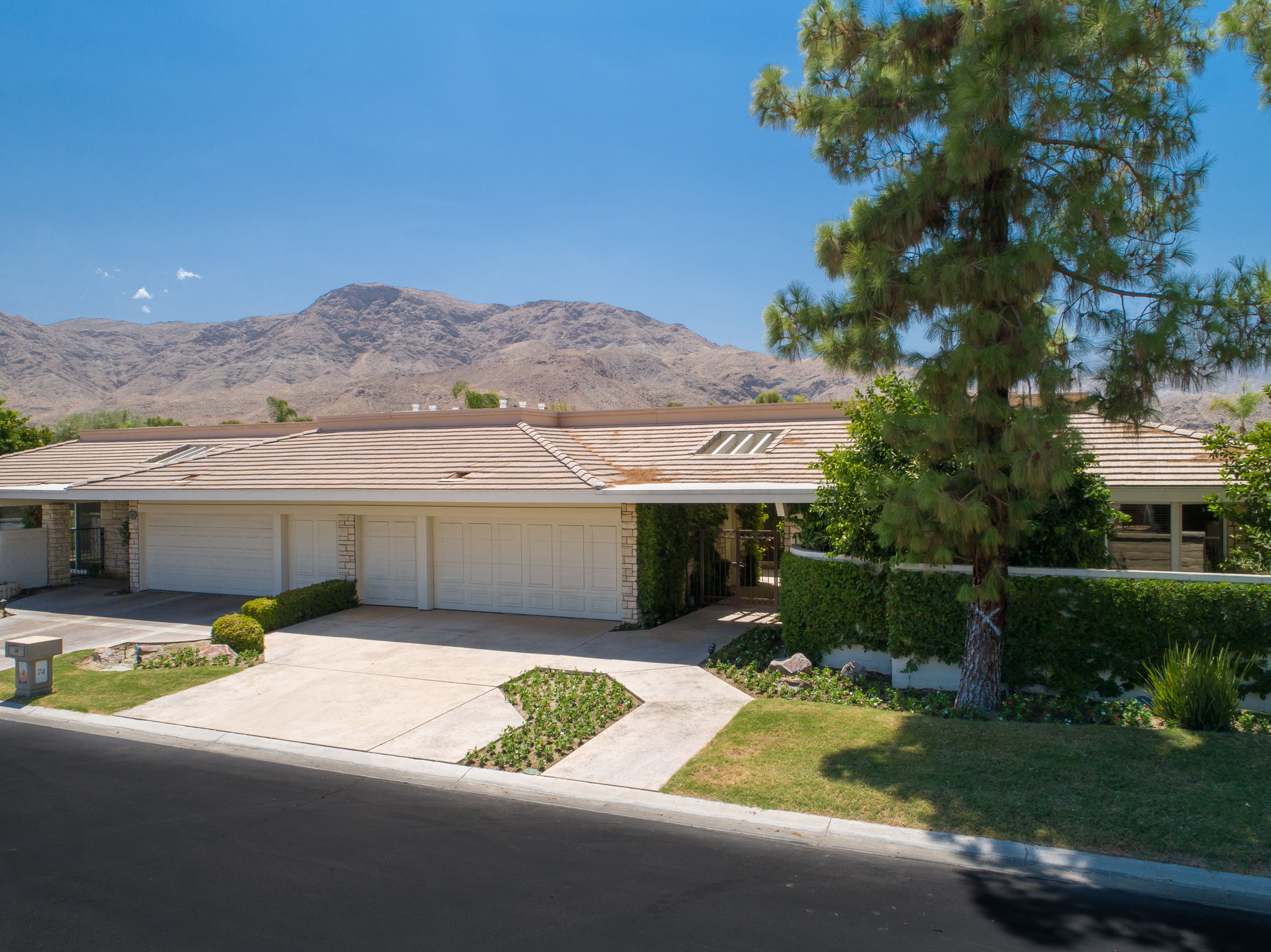 74 Mayfair Dr, Rancho Mirage, CA 92270, US Photo 3