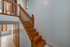 Foyer/Staircase