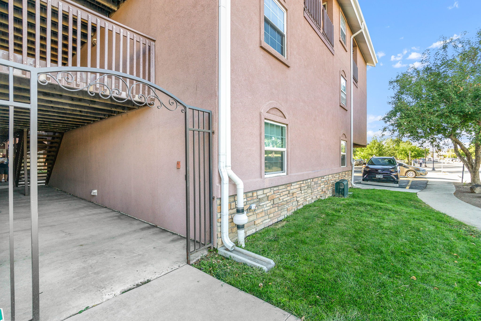 5873 S Prince St #313 B, Littleton, CO 80120, US Photo 2