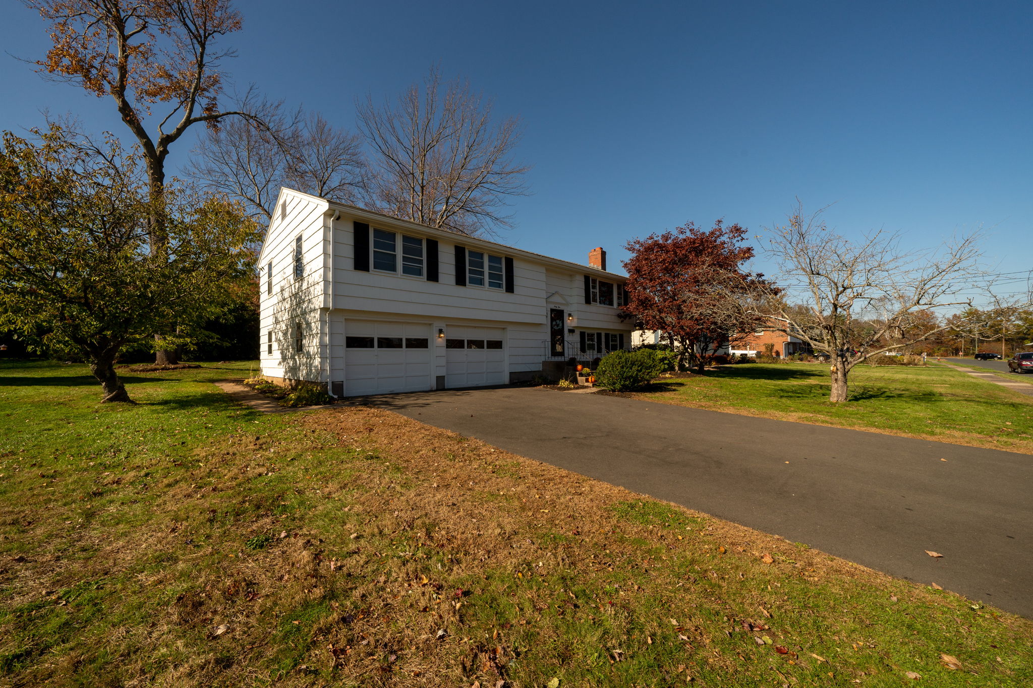 65 Ridge Crest Cir, Wethersfield, CT 06109, US Photo 3